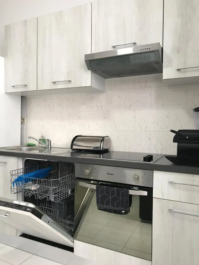 Residence Mofo Bruxelles בלגיה